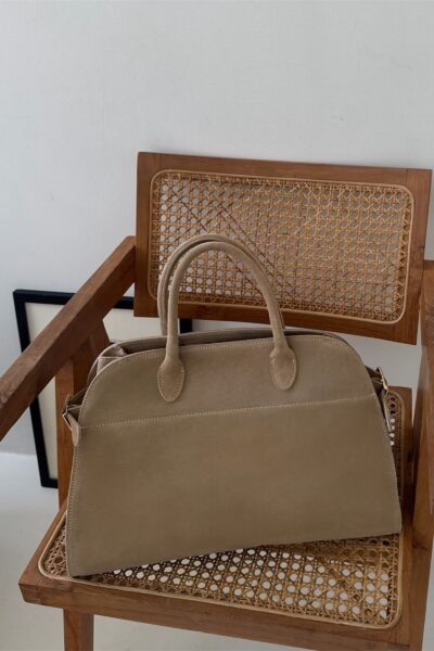 Photoroom_20250306_182539 Torebka Rosie - beżowa zamszowa